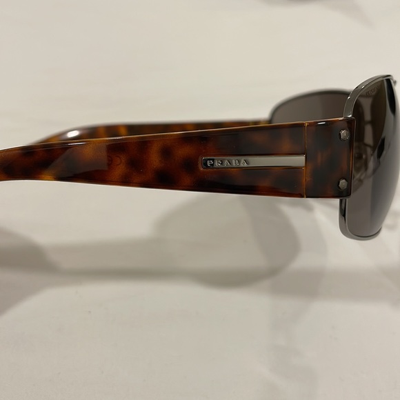 Prada turtle shell sunglasses - Picture 4 of 5